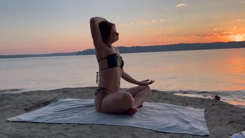 Day 6 - Hamstrings & Quads | 14 Day Beach Self Love Yoga Series-10