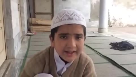 God Gifted Talent of pakistani Kid _ Amazing Quran Recitation, imitates Abdul Basit (Subscribe).mp4