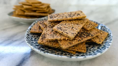 Almond Flax Crackers Recipe (Grain-Free & Vegan) Gluten Free Crackers