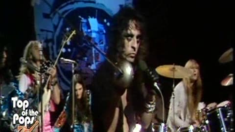Alice Cooper - School's Out = Top Of The Pops Music Video 1972