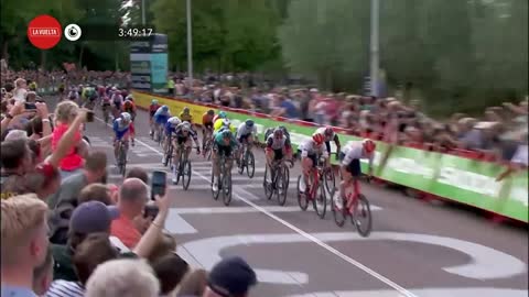 Stage 2 highlights Winning moment - Vuelta a Espana 2022