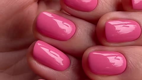 Pretty in pink short nails