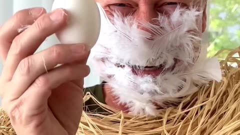 Comedy video egg