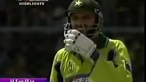 Shahid Afridi 100 on 36 balls Against India == Fastest Hundred