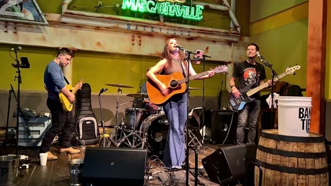 Lynagh & The Magic - Gretchen Wilson “Redneck Woman” Cover