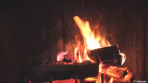3 Hours of a Fireplace Burning 720p (Relaxing Videos)
