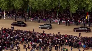 Senior Royals arrive for Queen's funeral