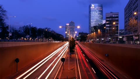 Traffic in an underground tunnel