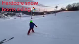 Hardcore snowboot skiing