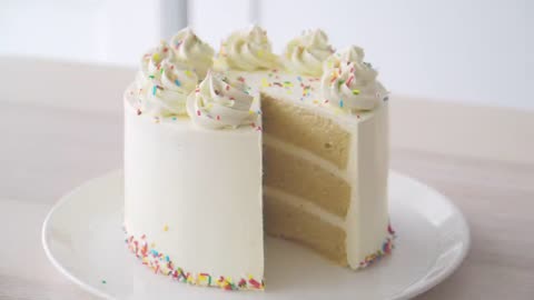 Vanilla Butter Cake, Swiss Meringue Buttercream - ASMR