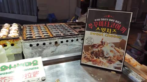 Myeongdong Food Truck king octopus Takoyaki