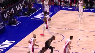 Lonnie Walker IV Finishes with a Clutch Reverse Layup! Nets vs. Pistons