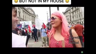 Refugees welcome but not in my house say pro refugee protestators