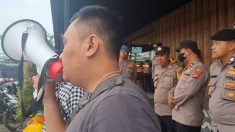 Cafe Bajawa di Demo gara-gara Tidak Memiliki Izin.Demo Rusuh Pemerintah Kota Bogor Diam