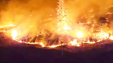 footage of wildfire burning in West Kelowna Canada