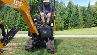 How much slop in your tracks of your mini excavator