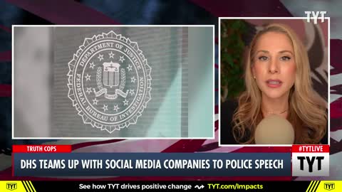 La sicurezza nazionale USA sta censurando i discorsi sui social media.Documenti ed e-mail trapelati hanno rivelato che le piattaforme di social media hanno collaborato con il Dipartimento della Sicurezza Nazionale per monitorare e censurare i discorsi.