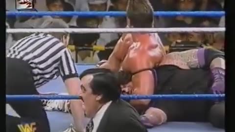 (1996.05.10) Undertaker vs British Bulldog - Kuwait City - WWF