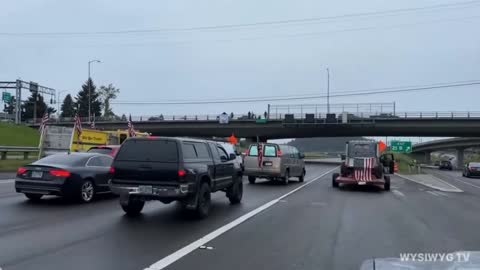 Antifa Throws Paint and Rocks at The People's Convoy in Portland, OR