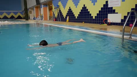 Schwimmen Lernen - Übung 5 _ Ins Wasser springen