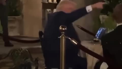 Trump Randomly Dancing 😁