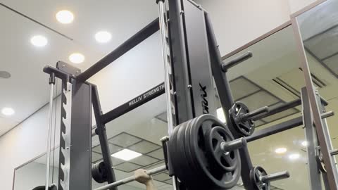 Machine Bench Press 150kg