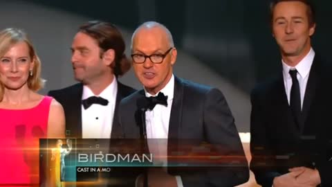 "Birdman" bests "Boyhood" at SAG Awards