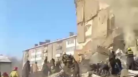 Video of an explosion in a five-story building on Sakhalin. 2