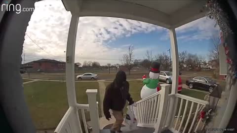 Karen Gets Instant Karma After Stealing Package.. (BIG MISTAKE)