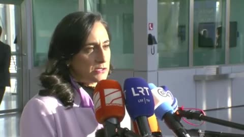 Canada: Defence Minister Anita Anand speaks with reporters in Brussels – February 14, 2023