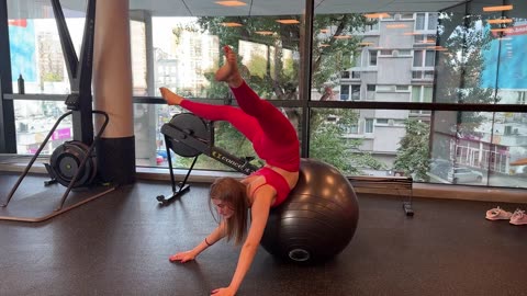 Bolle girl yoga fitness exercise 💪