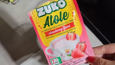 atole de maicena sabor fresa fácil