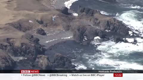 Ten confirmed dead from missing Japan tourist boat - BBC News