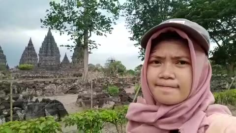 Exploring Yogyakarta Temples pat 3