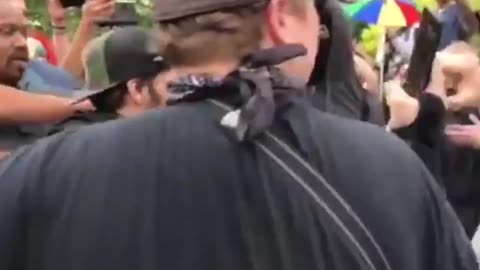 AUG 17 2019 Portland 0.4 Skirmish happens as man tries to take weapon from someone.