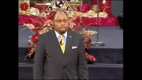 Thriving In Times of Crisis and Change - Dr. Myles Munroe
