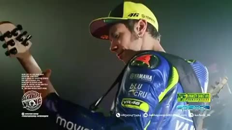 VALENTINO ROSSI AND MAVERICK VINNALES PLAY MUSIC