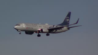 20 Minutes of Plane Spotting at Seattle Tacoma International Airport