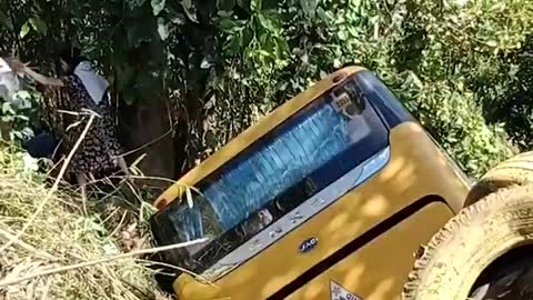 A bus fell off a cliff in Orani, Bataan