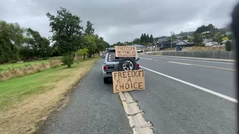 Truck Convoy Live 6/2/22 pre arrival at Waihola