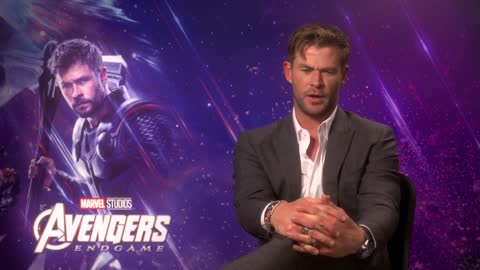 Avengers Endgame Cast Play Marvel Yearbook & How Well Do You Know The Fallen