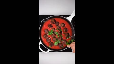 Secret Ingredient Vegan Meatballs! (You Won't Believe It's Not Meat!) #PlantBased #VeganRecipes