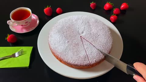 Desserts | Cookery | The Easiest Way to Make a Delicious Strawberry Cake (for Beginners)