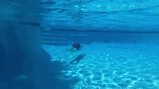 How to do swimming underwaters
