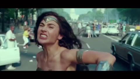 Wonder Woman Escapes From the City