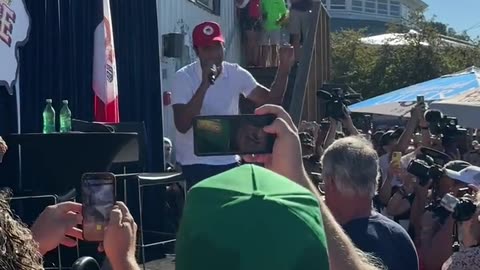 ICYMI: GOP Candidate Vivek Ramaswamy CRUSHES 'Lose Yourself' by Eminem at Iowa Event [WATCH]