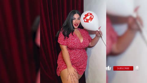 Natalia Lozano plus size fashion model - Curvy plus-sized model Natalia Lozano bio, wiki, biography