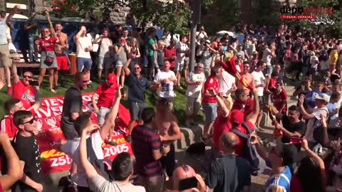 Liverpool amazing fans in the streets