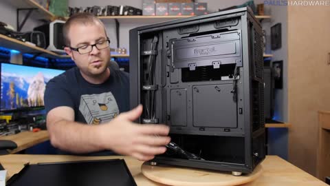 Building A PC In The New Fractal Meshify C