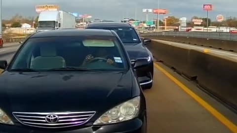"Traffic came to a stop and he got rear ended" #dashcamvideos